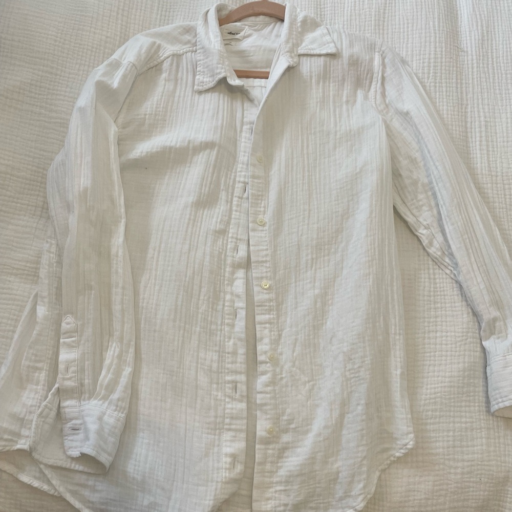 Wilfred White Gauze Button-Down Shirt